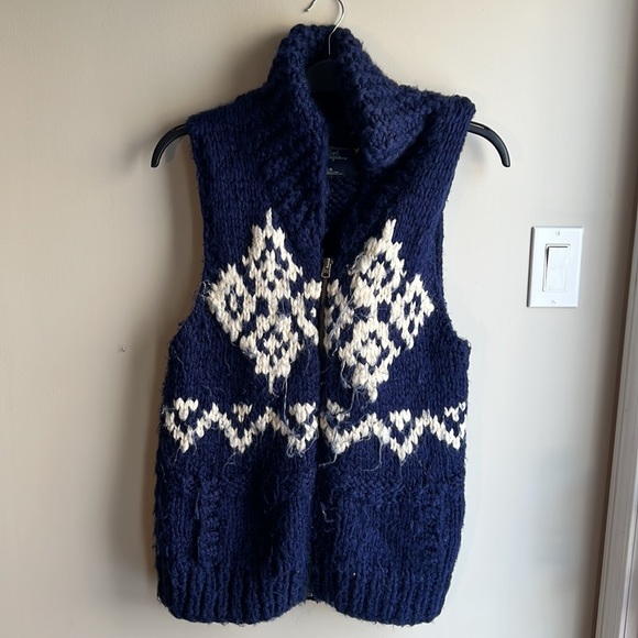 American Eagle - Wool Cardigan Vest - Picture 2 of 5